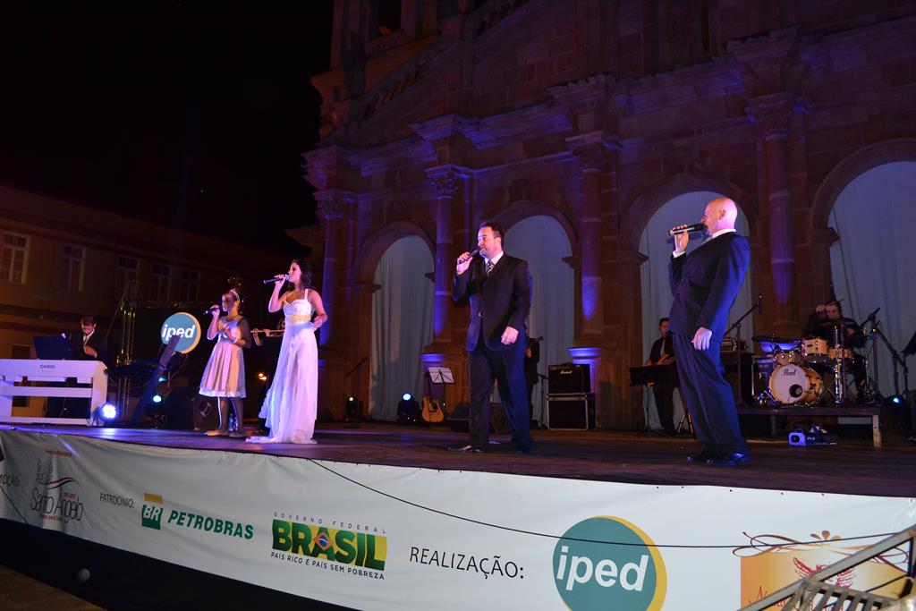 2º Réveillon na Praça marcará encerramento do Natal Cidade dos Anjos 2014 